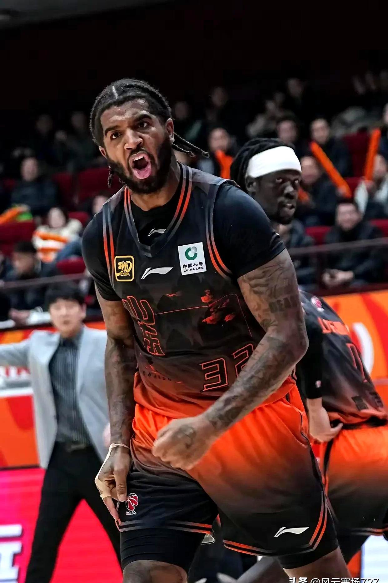 乐鱼官网-赛后山东男篮调整名单以备社区盾，强势反弹环节打磨，信心回归，阵容厚度经受考验的简单介绍-乐鱼官网