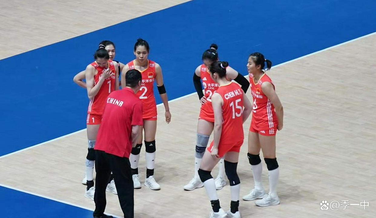 乐鱼app-中国女排临场换战术立刻翻盘清晨山东泰山防线松动,这操作让人直呼:今晚勒沃库森备战足总杯的简单介绍-乐鱼app